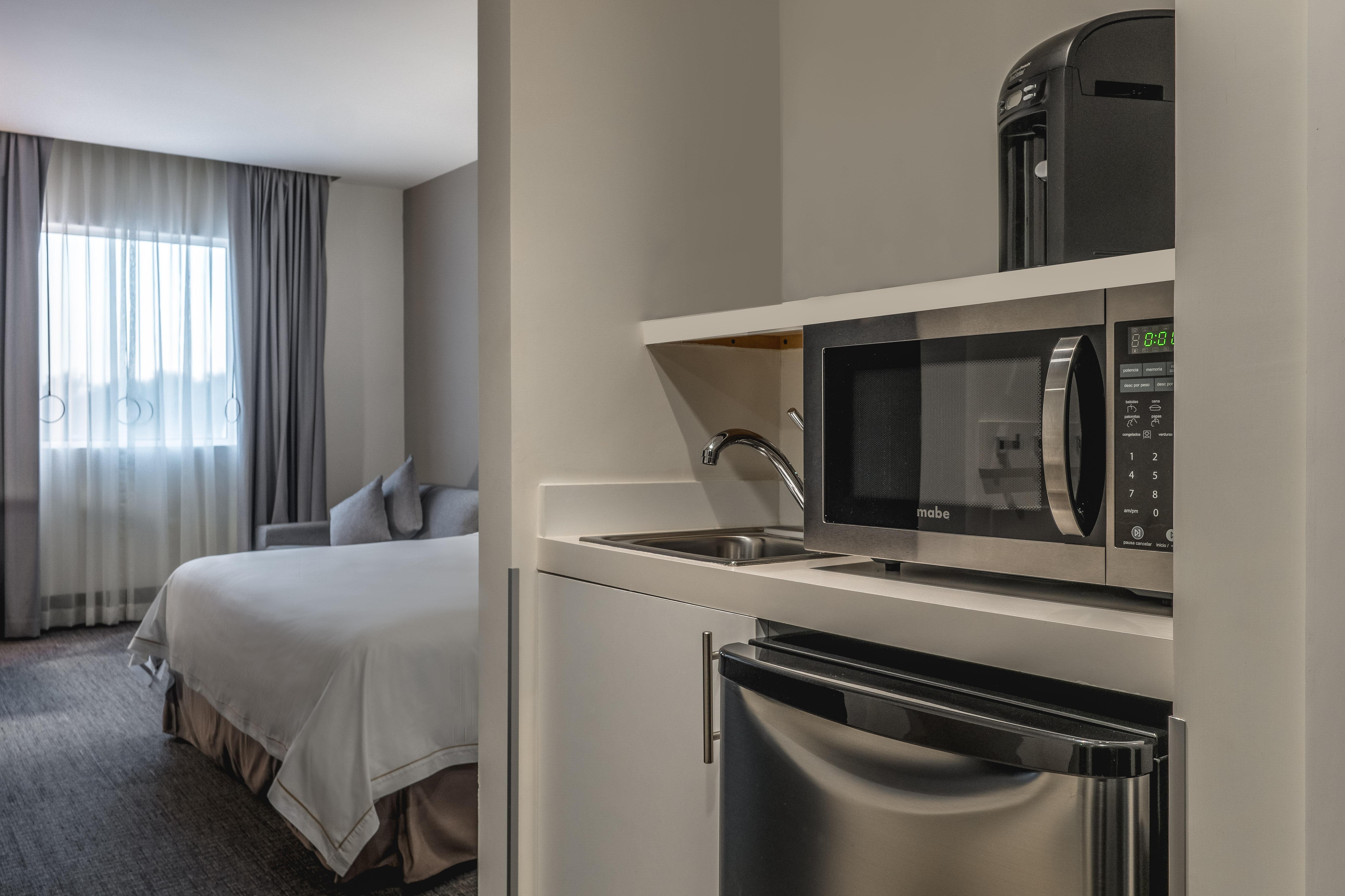 Holiday Inn Express & Suites Silao Aeropuerto Terminal, An Ihg Hotel Luaran gambar