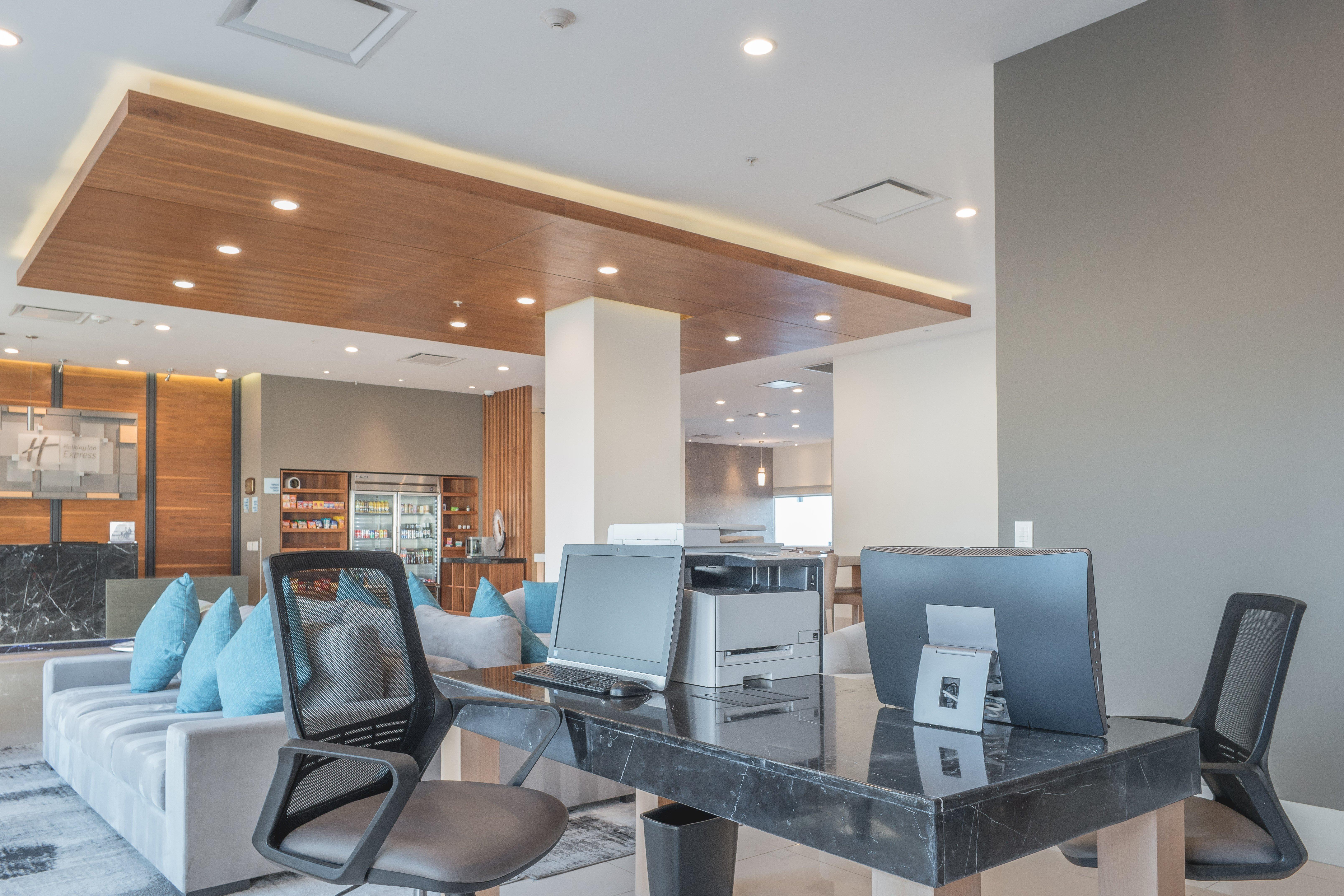 Holiday Inn Express & Suites Silao Aeropuerto Terminal, An Ihg Hotel Luaran gambar